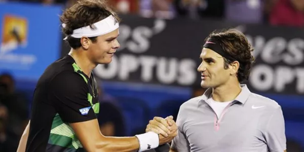 Federer y Raoinic. Foto: EFE