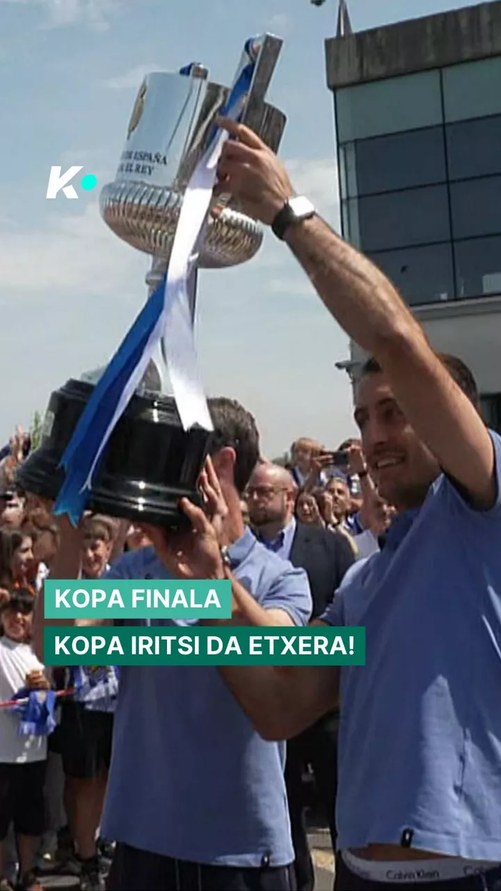 Futbola Errege Kopa Kopa etxean