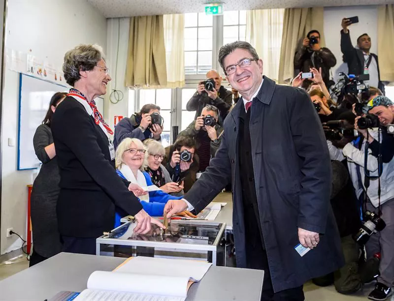 MELENCHON FRANTZIAKO HAUTESKUNDEAK EFE