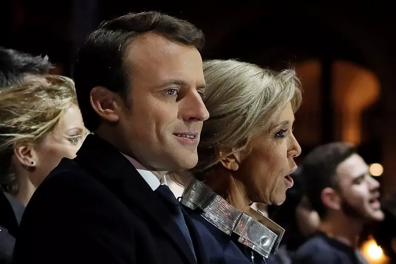 EMMANUEL MACRON HITZALDIA HAUTESKUNDEAK FRANTZIA EFE2