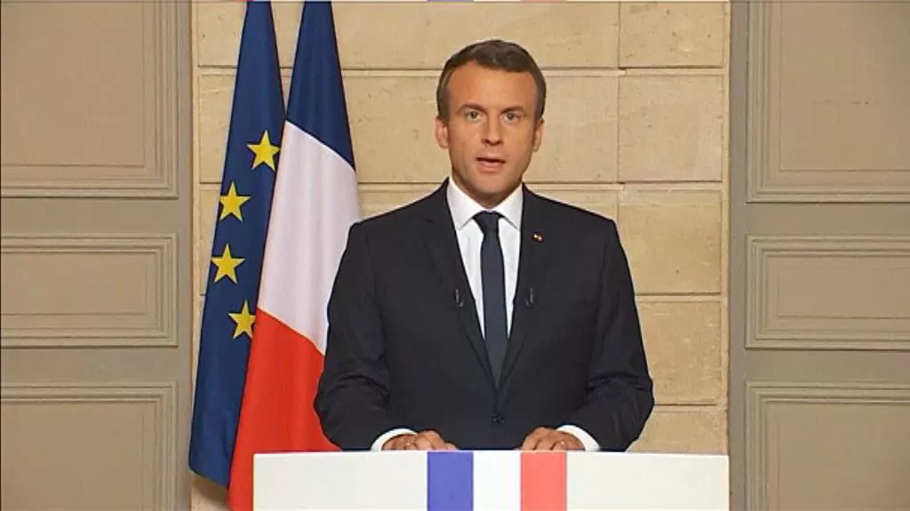 MACRON FRANTZIA EITB
