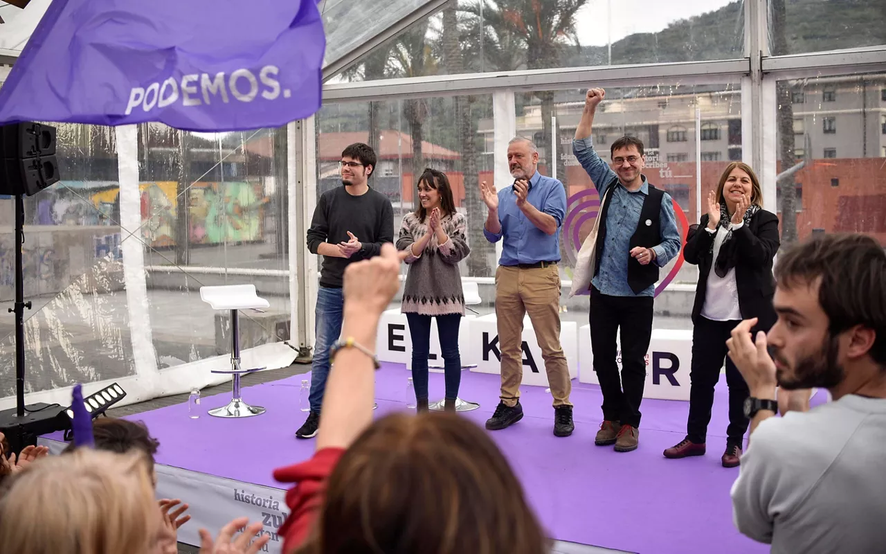 ELKARREKIN PODEMOS ORTUELLA EFE