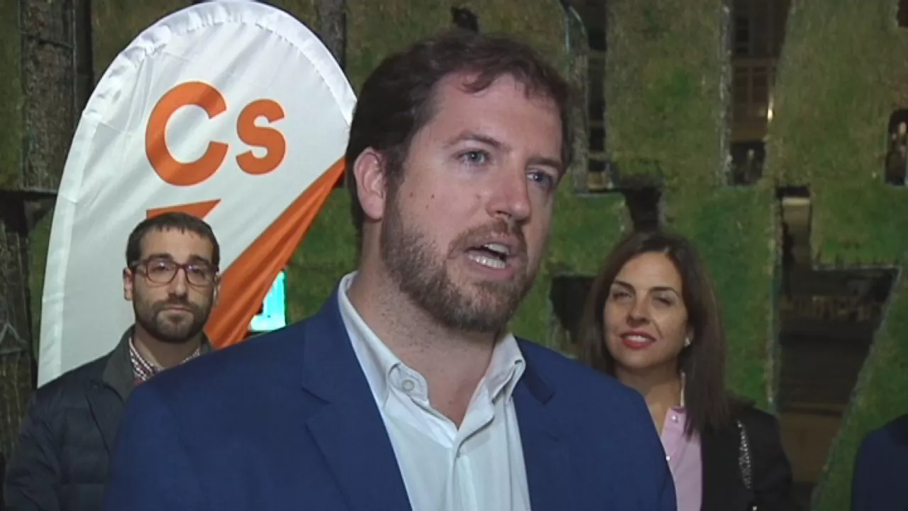 Acto de Ciudadanos Euskadi en Vitoria-Gasteiz. Foto obtenida de un vídeo de EiTB. 