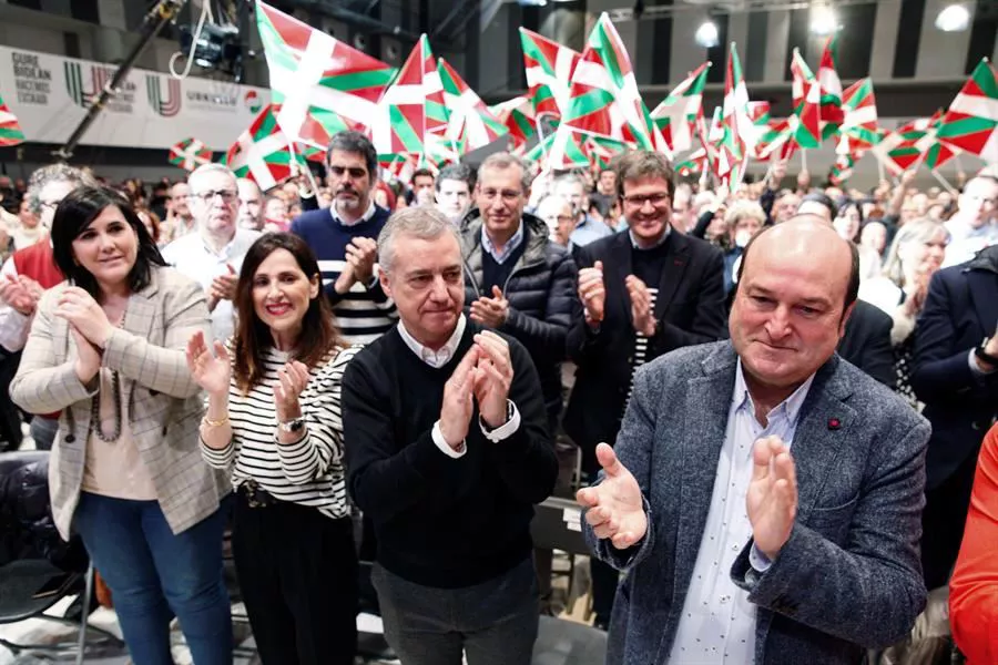 EAJ PNV ACTO PRECAMAPANA GASTEIZ KANPAINAURREA EFE