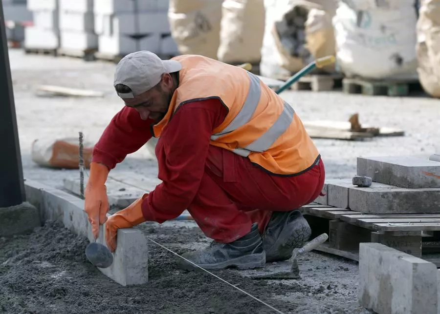 LANGILE TRABAJADOR BILBO CORONAVIRUS EFE