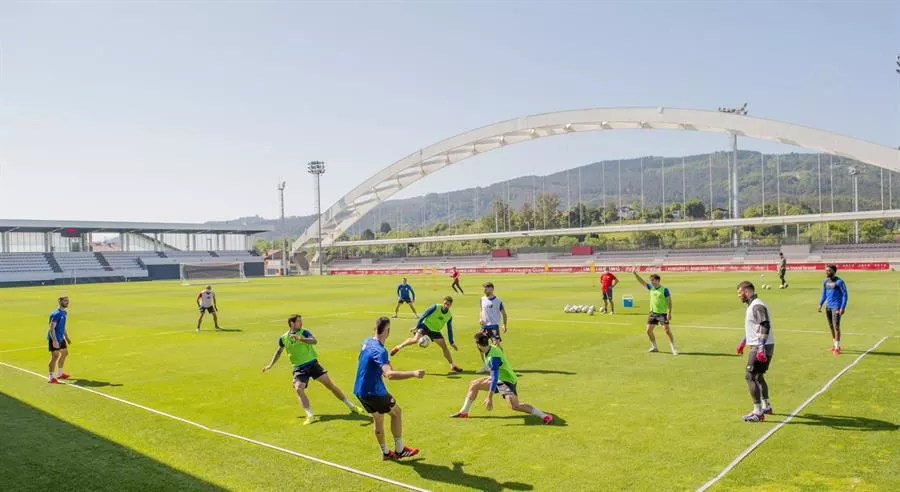 ATHLETIC ENTRENAMIENTO GRUPOS LEZAMA EFE