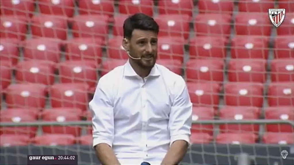 Aritz Aduriz, ostiral honetako ekitaldian.