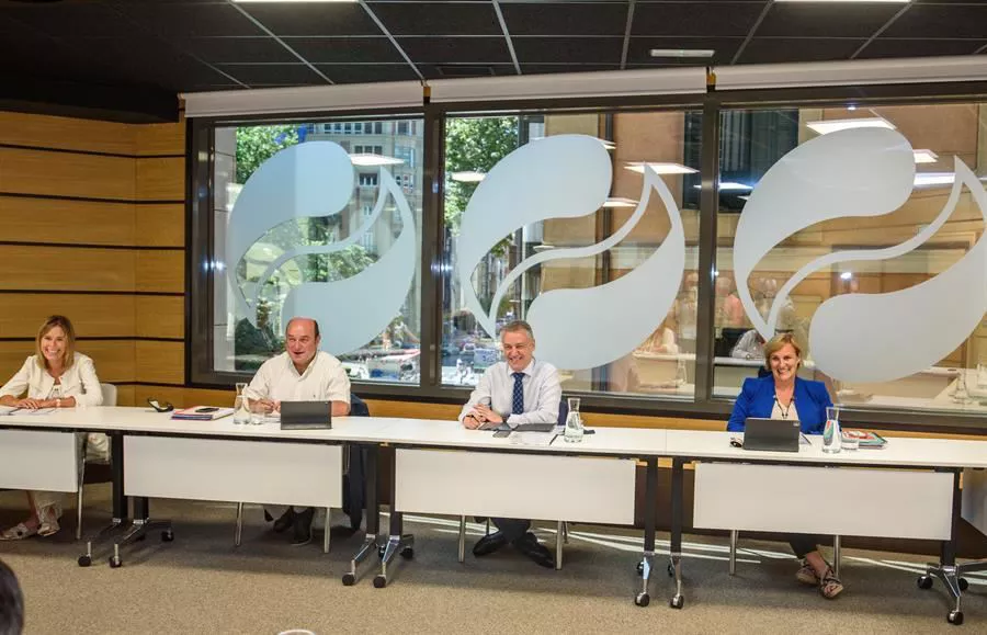 EAJ zuzendaritza bilera