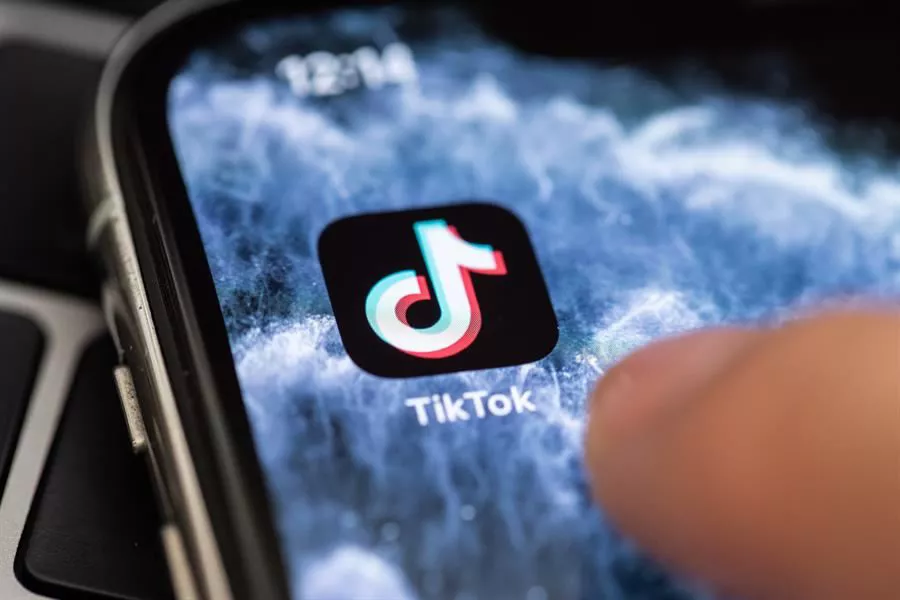 TIK TOK EFE