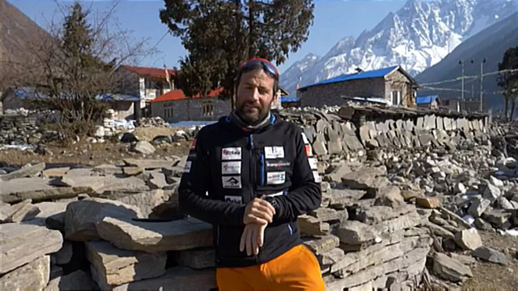 20210112092619_alex-txikon_