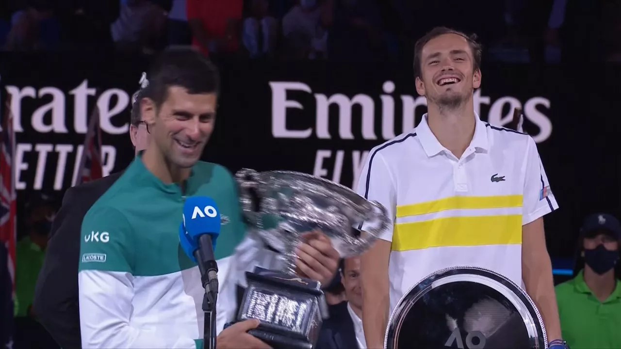 20210221124640_djokovic-medvedev_