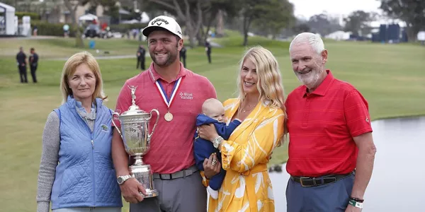 Con su aita, ama mujer e hijo