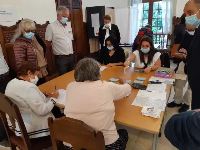 HENDAIA-ELECCIONES-ESCRUTINIO.JPG