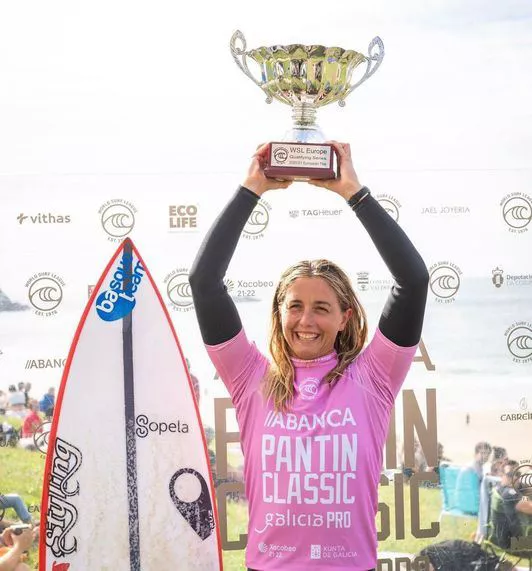 Leticia canales surf basque team