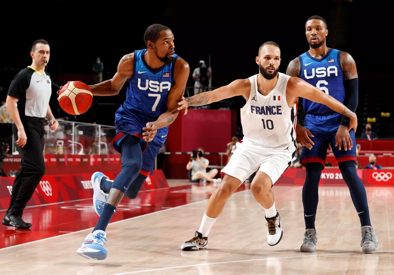 ESTADOS-UNIDOS-FRANCIA-KEVIN-DURANT-DAMIAN-LILLARD-EVAN-FOURNIER