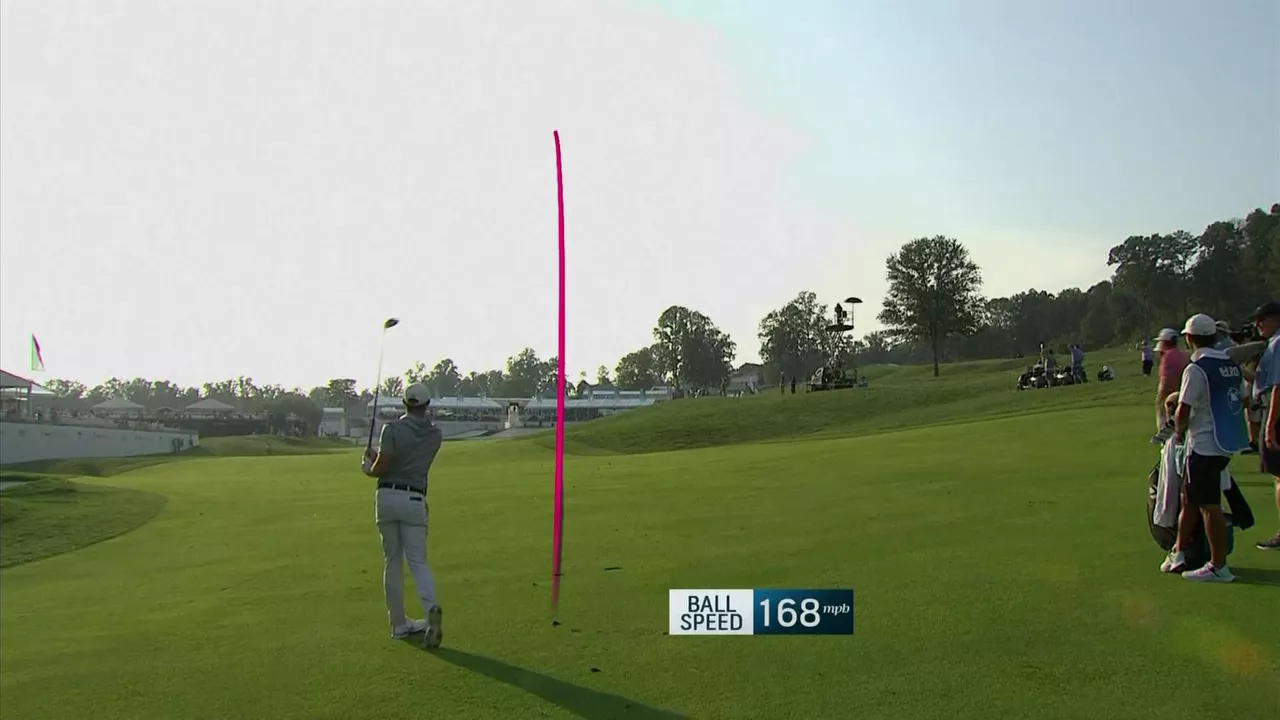 20210827130232_rahm-bmw-championshipseko-lider-beste-bi-golflarirekin-batera_