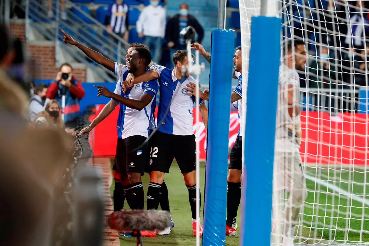 loum_gol_alaves_elche_EFE