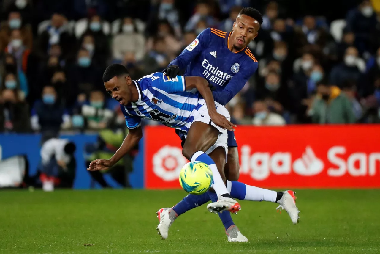 REAL-SOCIEDAD-REAL-MADRID-ISAK-MILITAO