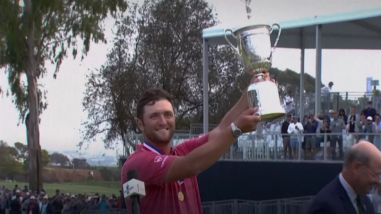 20211225153843_jon-rahm_