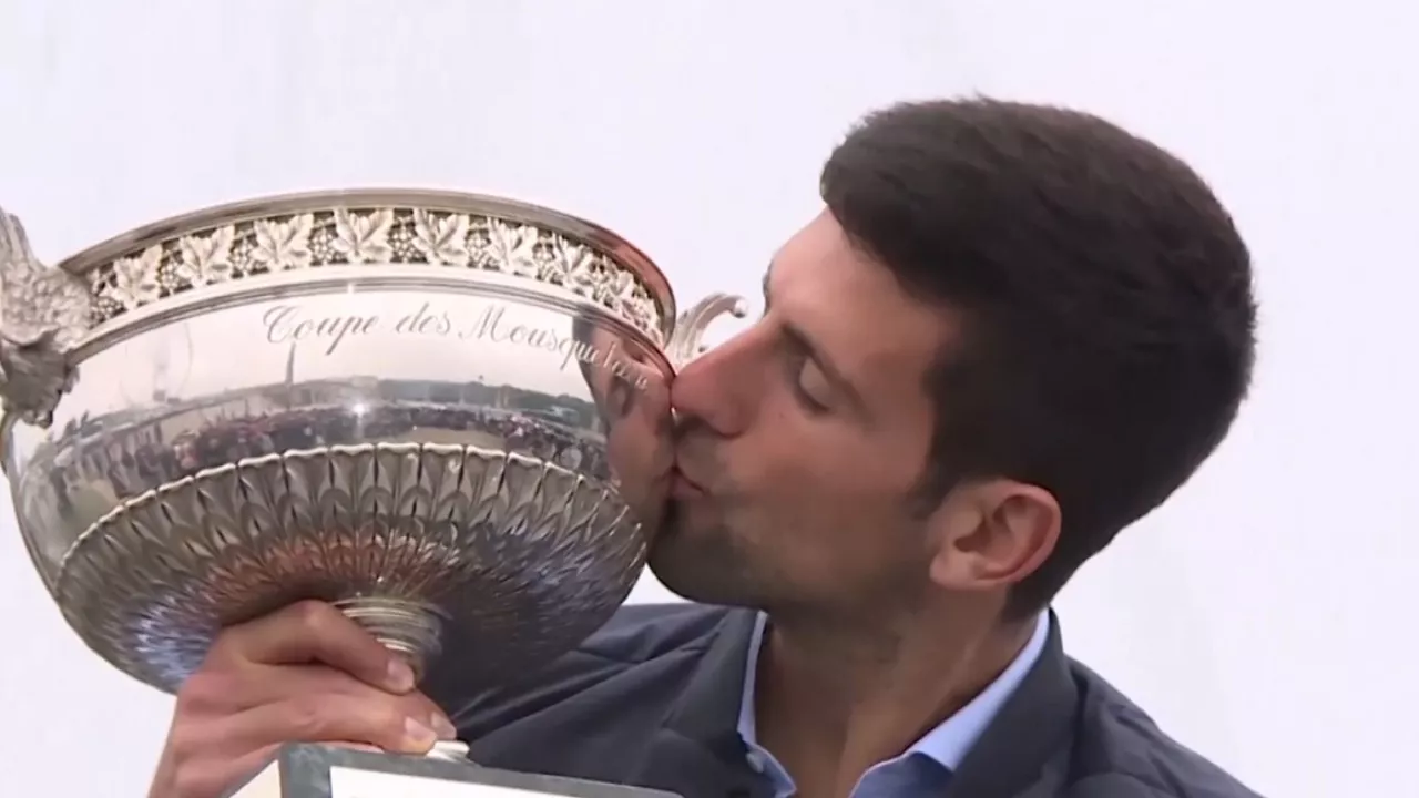 20220215160829_el-tenista-novak-djokovic_