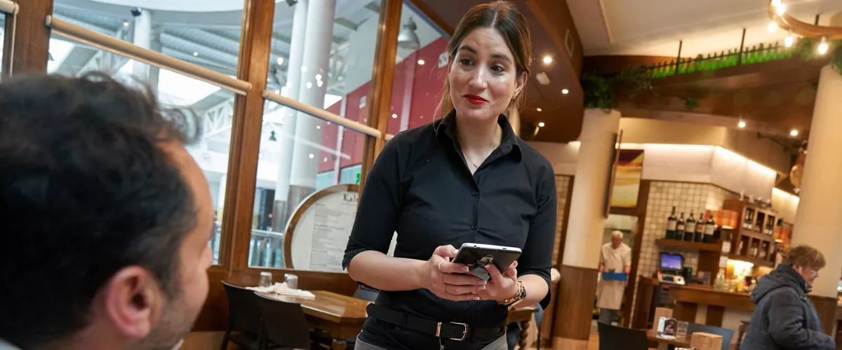 bar-restaurante-vitoria-sin-mascarilla maskara gabe gasteiz-efe