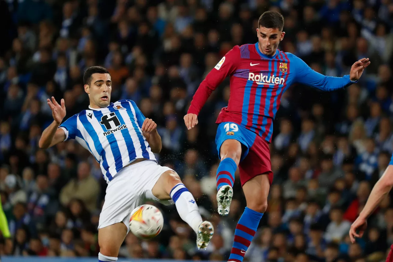 mikel merino ferran torres real sociedad barcelona