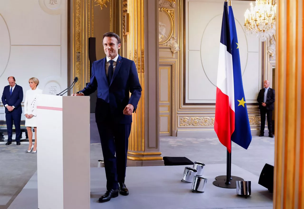EMMANUEL MACRON FRANTZIAKO PRESIDENTEA KARGUAZ JABETZEAN EFE