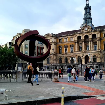 Bilbo jendea neutro gente Bilbao