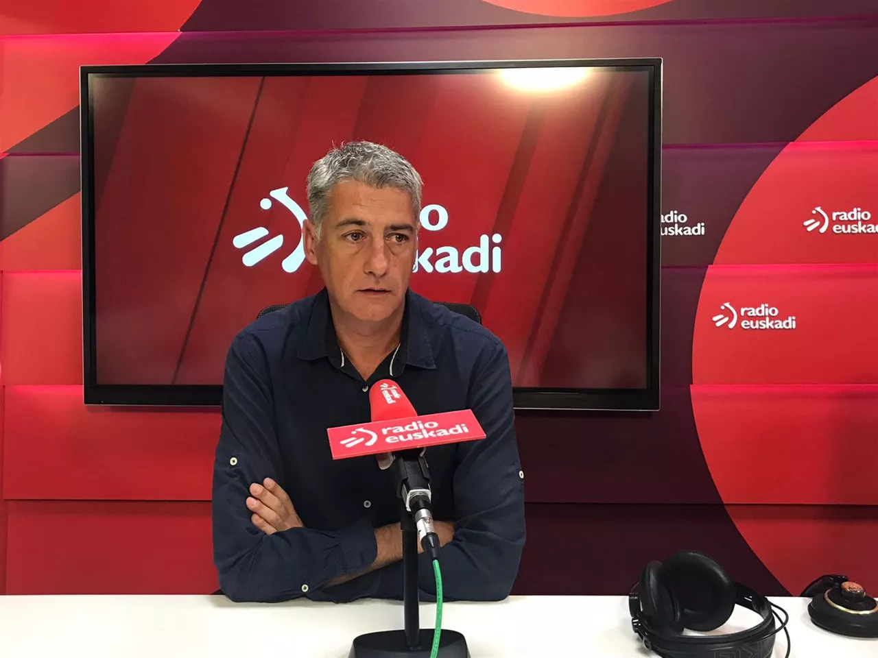 Matute, en estudios de Radio Euskadi, en Bilbao