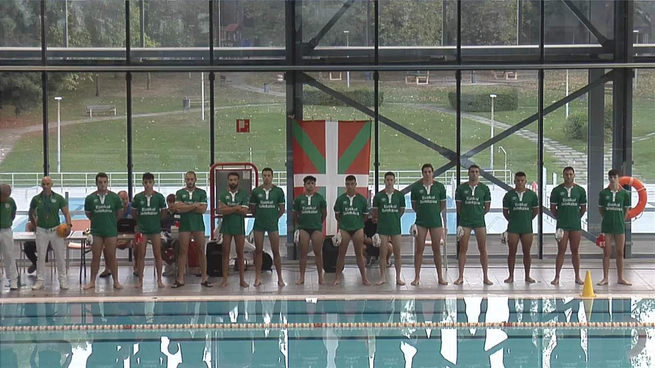 UR-POLO-EUSKAL-SELEKZIOA-BRITAINIA-HANDIA