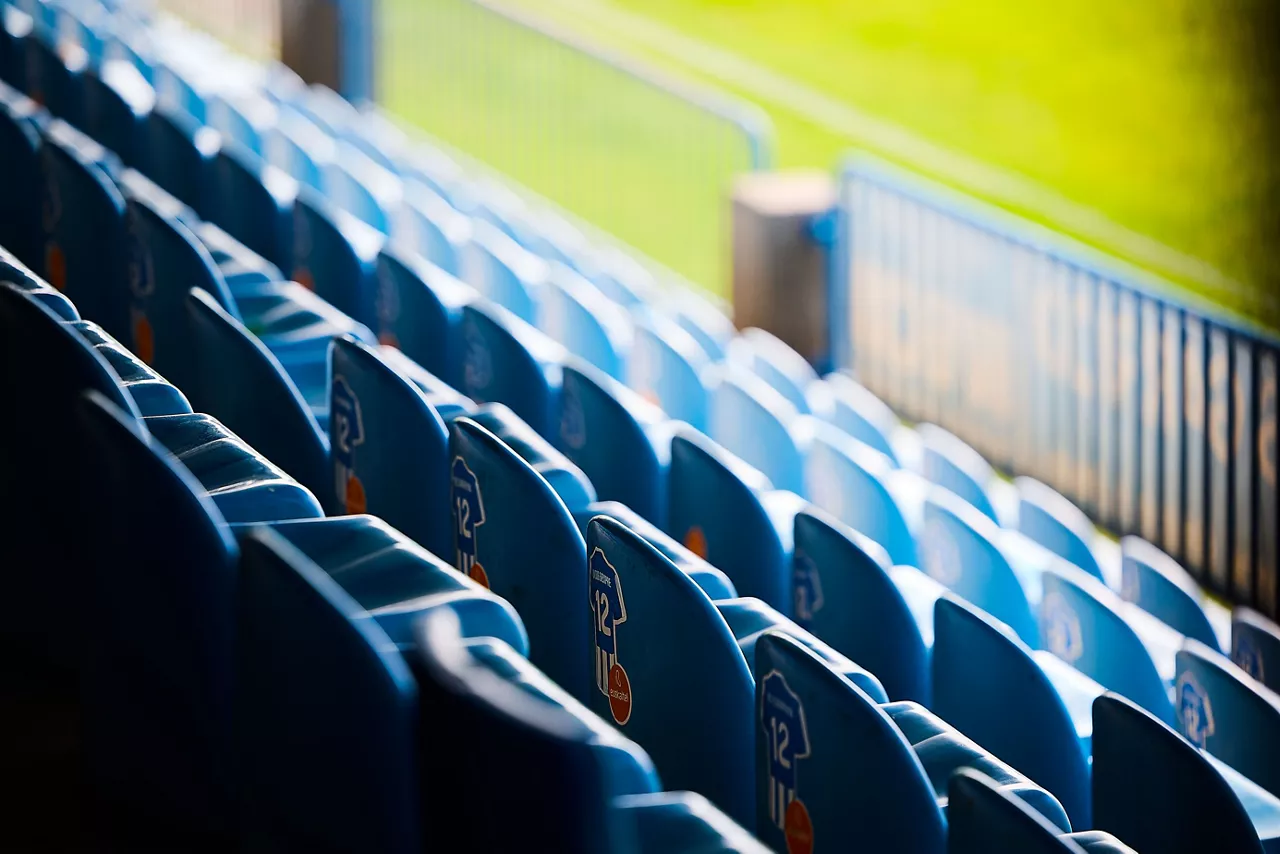 ASIENTOS-ANOETA-ESTADIO-EL-PRADO-TALAVERA-03