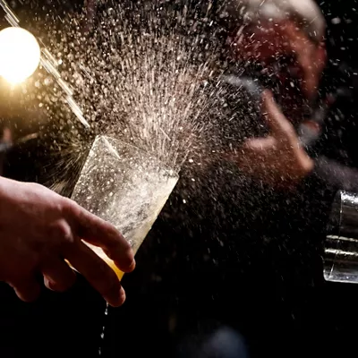 sidra sagardoa sidreria sagardotegia txotx efe