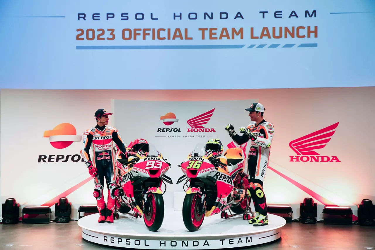 PRESENTACION-REPSOL-HONDA-MARC-MARQUEZ-JOAN-MIR-02