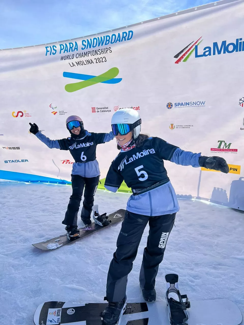 Irati Idiakez eta Raquel Martinez