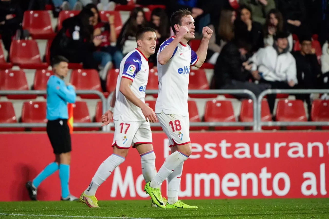 JON-BAUTISTA-MIRANDES-EIBAR-@SDEibar