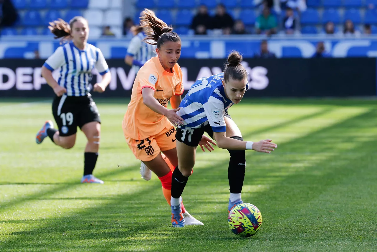 CARLA-ARMENGOL-2-ALAVES-ATELTICO-MADRIL-LIGA-F-EFE
