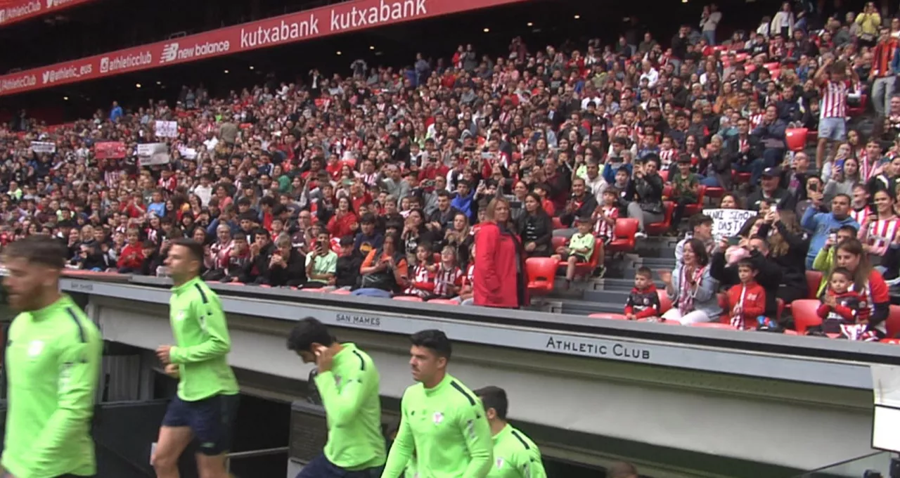 athletic_san_mames_pantailazoa