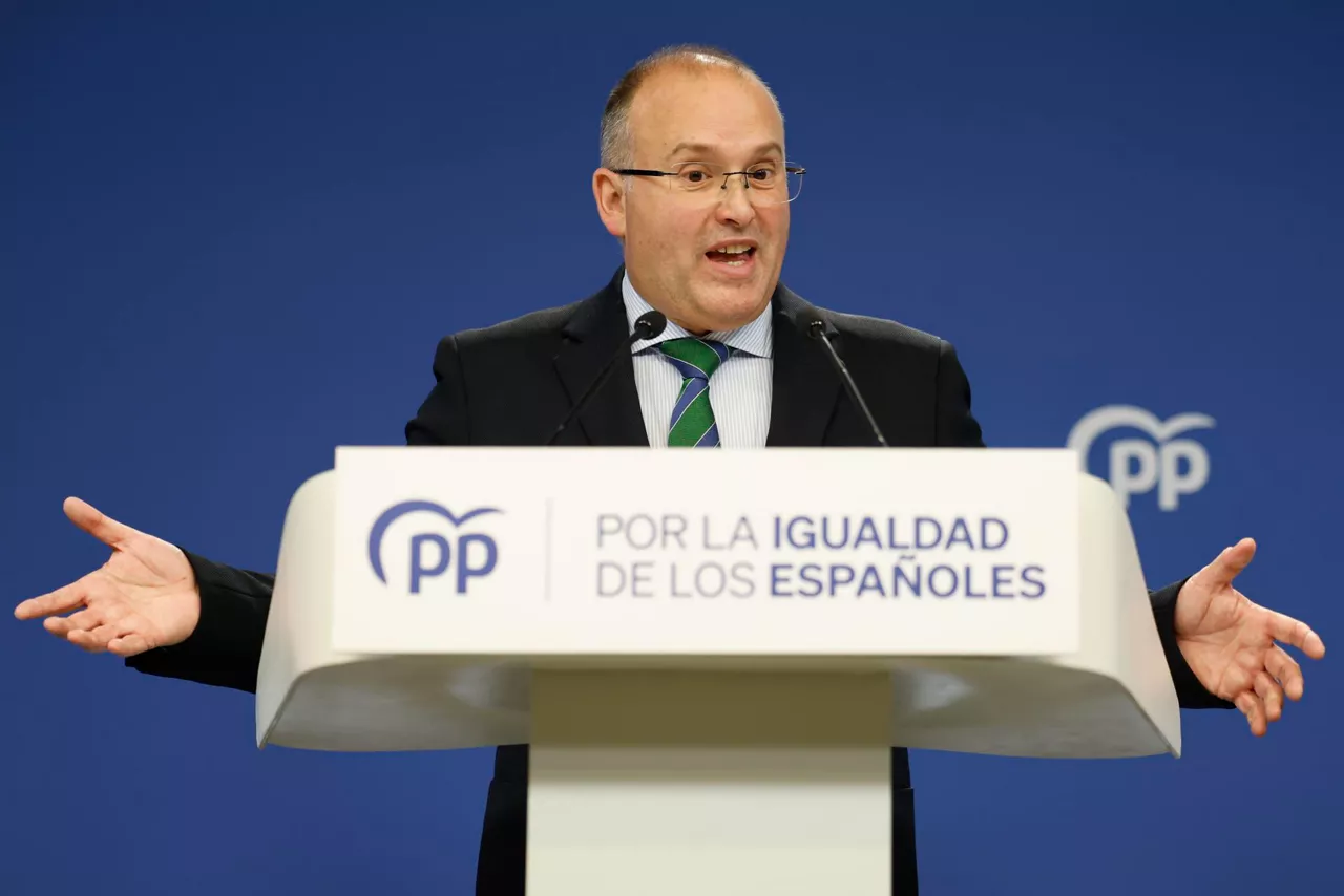 El portavoz del PP en el Congreso, Miguel Tellado, en una rueda de prensa este miércoles. Foto: EFE