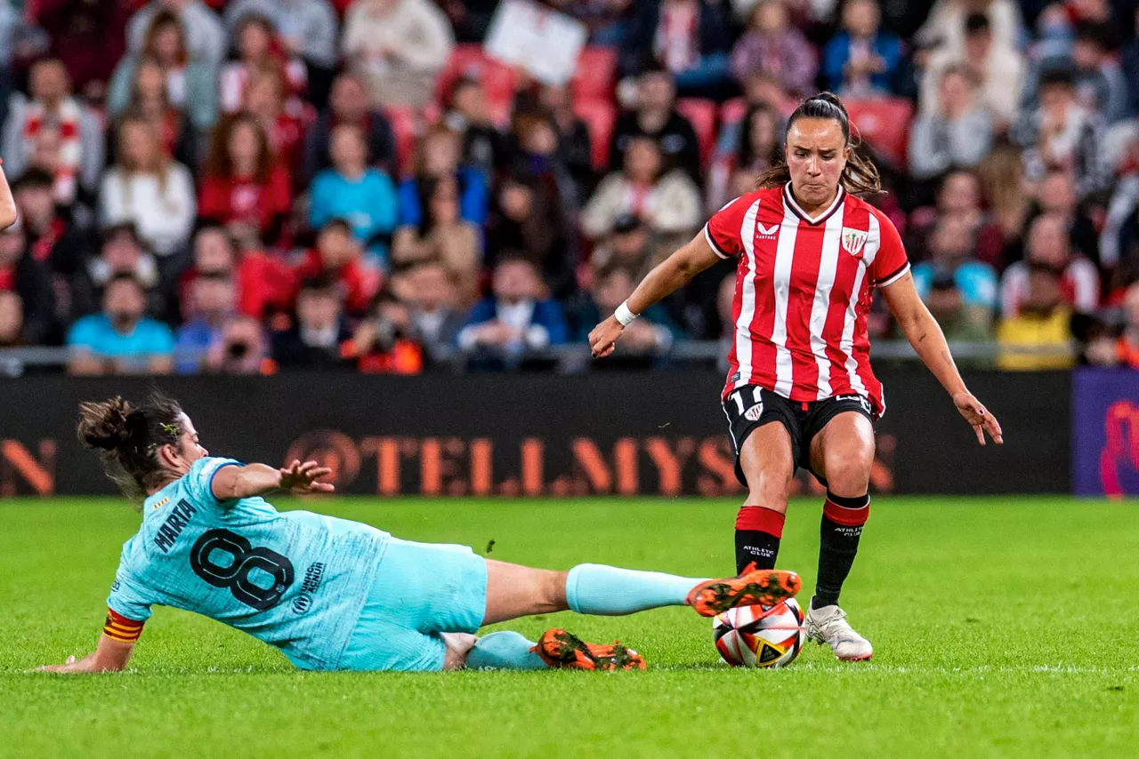 Nerea Nevado, San Mamesen, Athletic-Bartzelona Kopako partida batean. Argazkia: EFE.