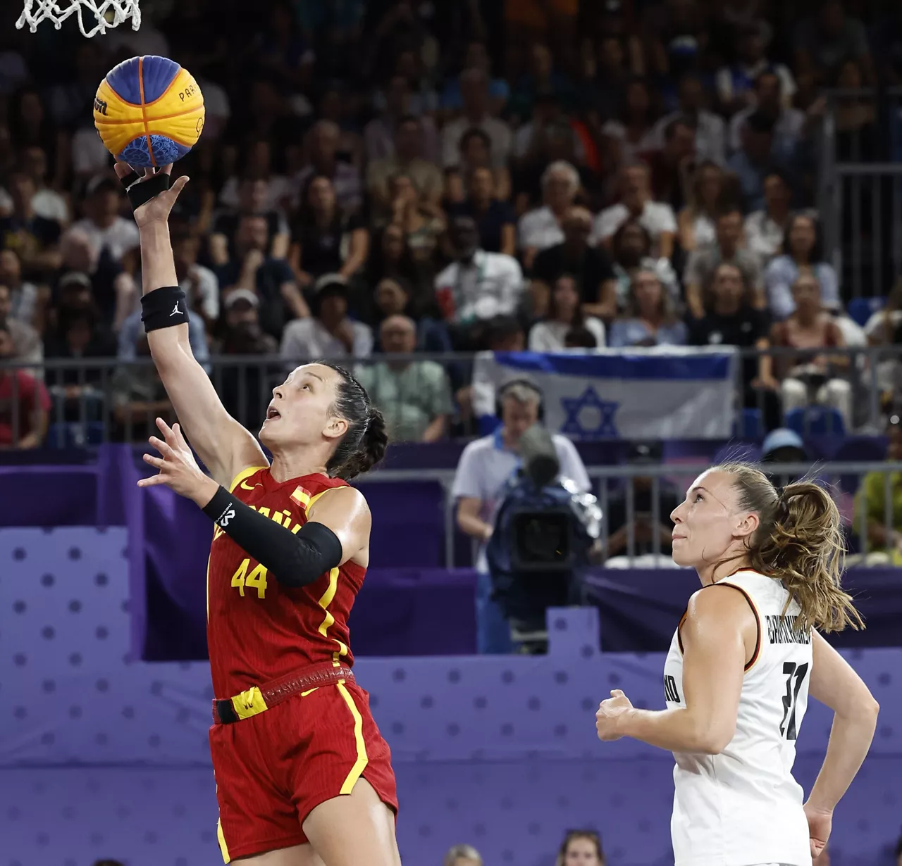 Gracia Alonso de Armiño bilbotarra, Alemania-Espainia finalean. Argazkia: Efe.