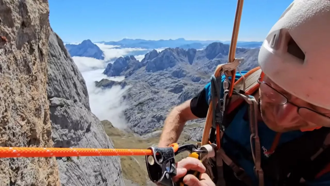 20241011222143_pou-anaiak_