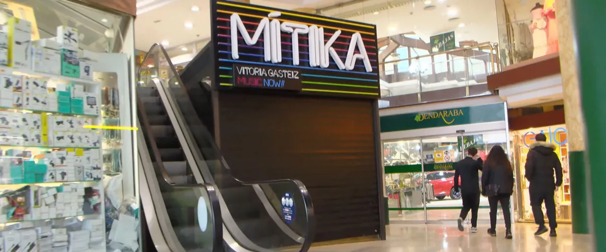 20250225202221_mitika-diskoteka_