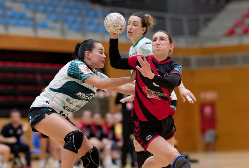 Zuazo Barakaldo ante el Elche. Foto: Zuazo Barakaldo