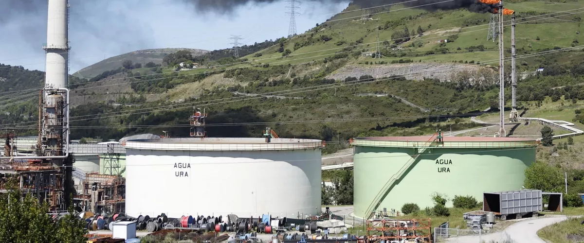 itzalaldia petronor-apagon-muskiz-efe