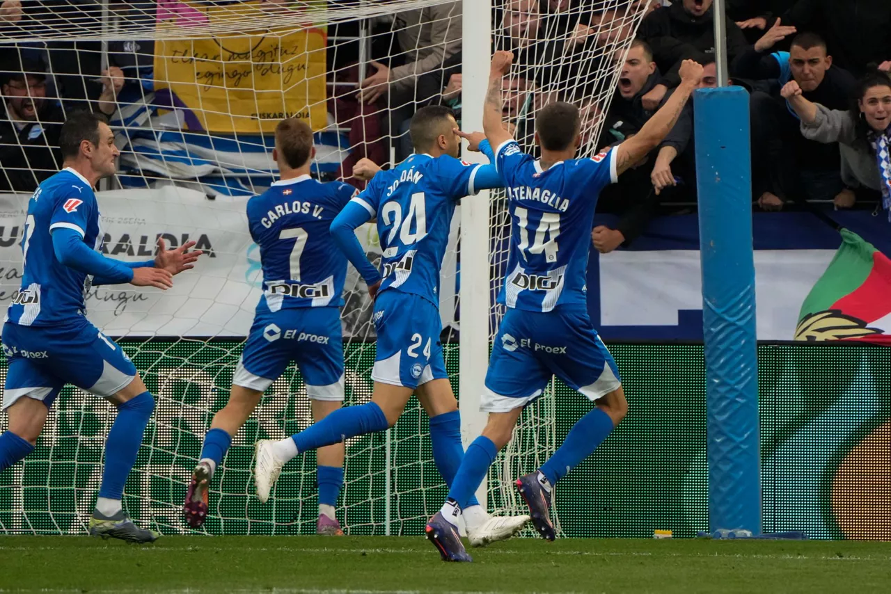 Joan Jordán, en el minuto 79, ha hecho el gol que ha decidido el partido. Foto: EFE.