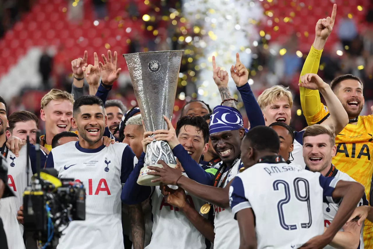 TOTTENHAM_TXAPELDUNA_EUROPA_LIGA_EFE_SAN_MAMES