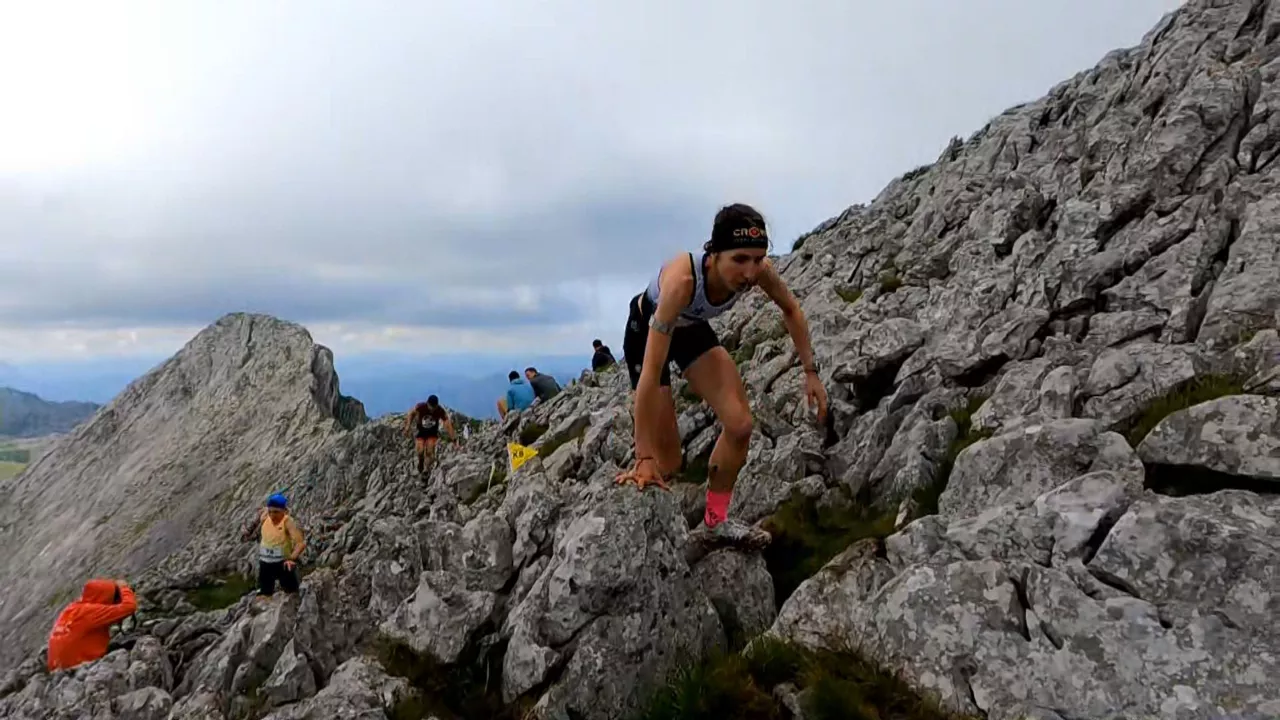 20250523210038_naiara-irigoien-zegamako-kilometro-bertikalean_