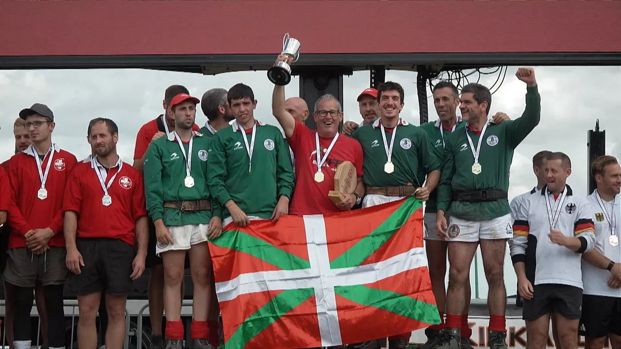 Sokatira txapeldunak gizonak munduko txapelketa