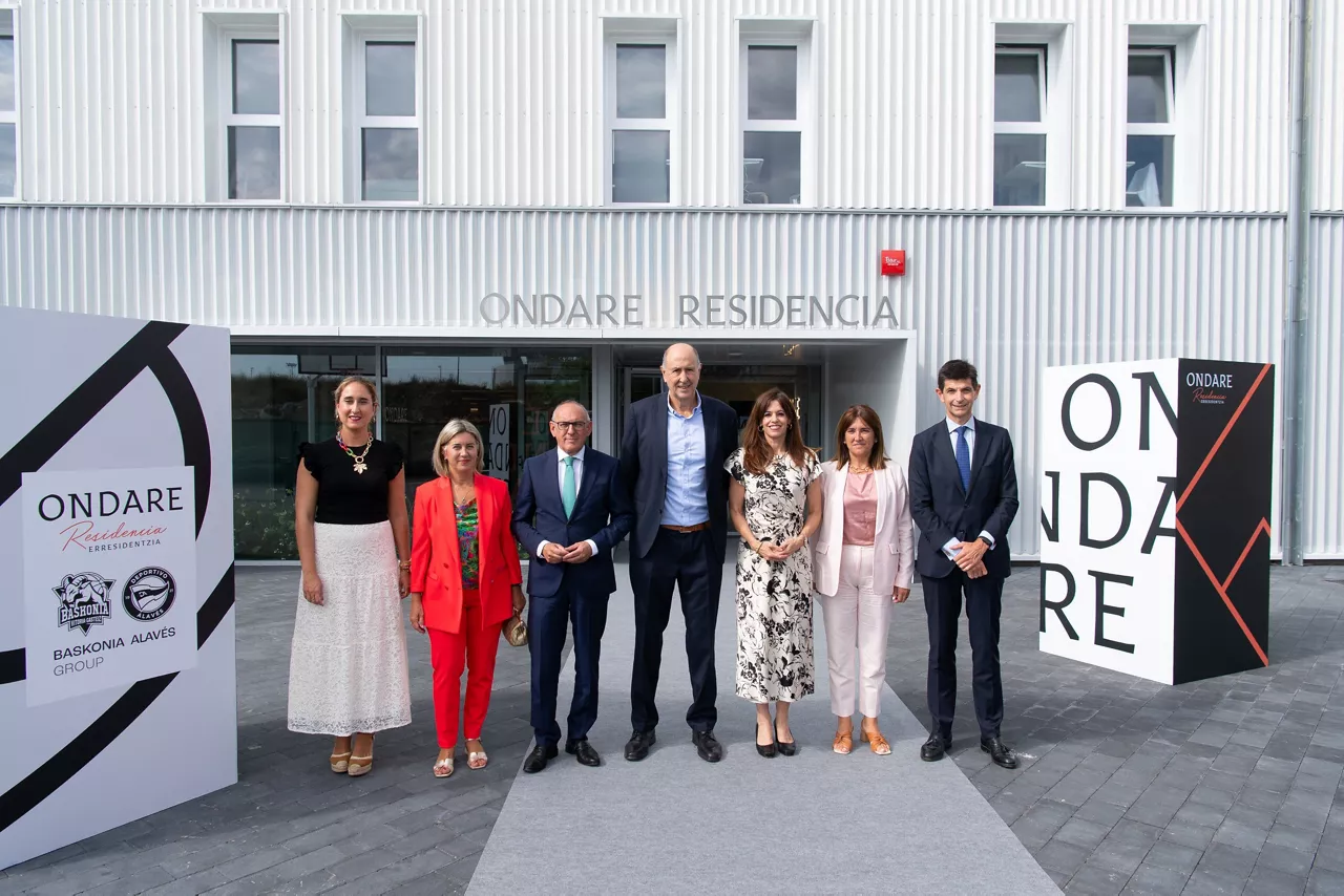 Ondare Residencia Baskonia Alaves inaugurazio ekitaldia