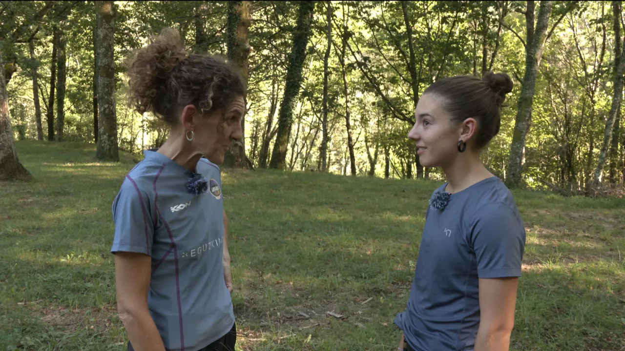 Eba eta Magali mendi-korrikalariak